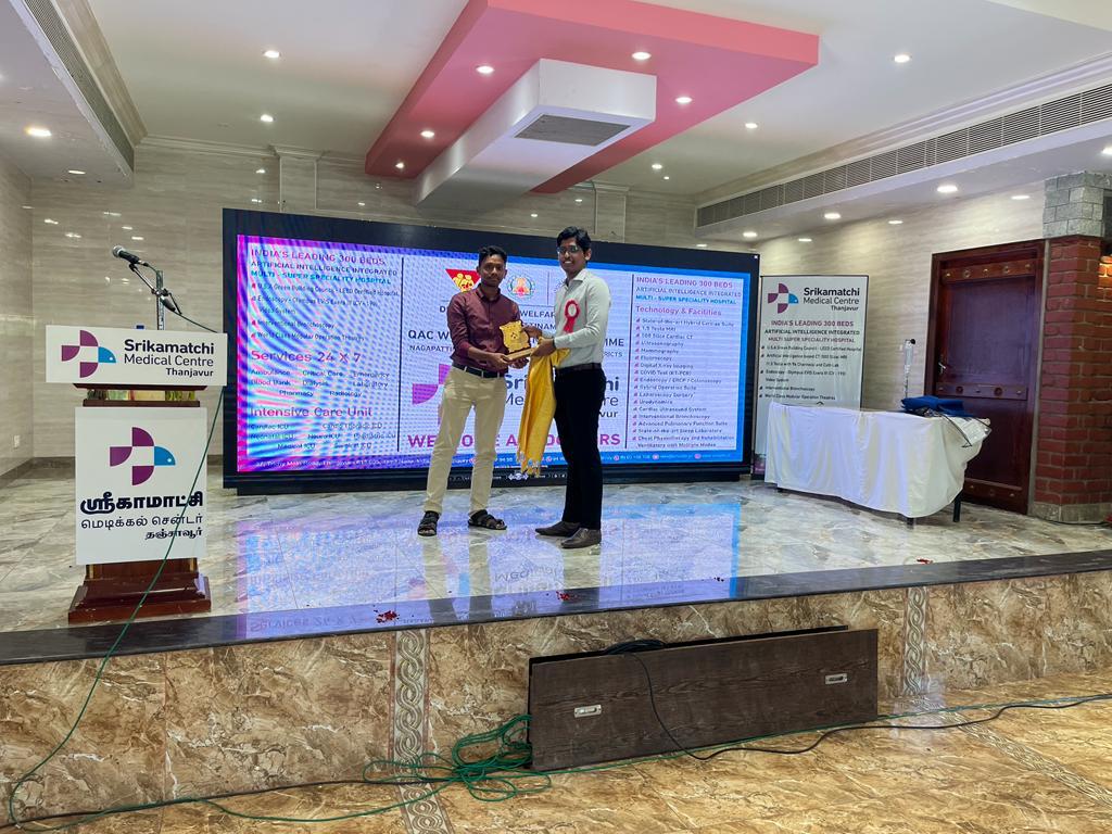 Dr. Pradeep felicitated at Srikamatchi Medical Centre